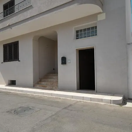 Casa Carla By Rentbeat Apartment
